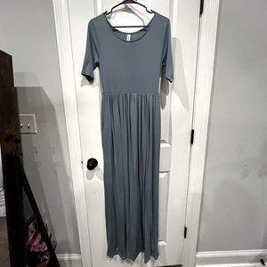 Bought from canton flee market worn once for baby shower.